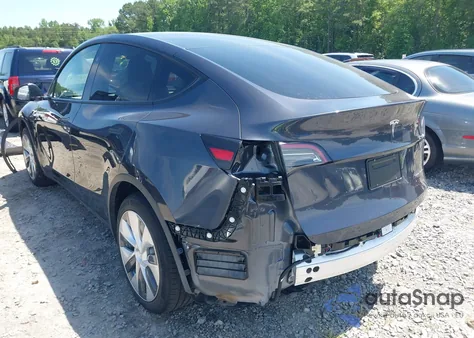 2024 Tesla Model Y Long Range Dual Motor All-Wheel Drive from USA, damaged, VIN 7SAYGAEEXRF092728